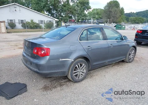 2006 Volkswagen Jetta Tdi z USA, uszkodzony, nr VIN 3VWST71K96M830214